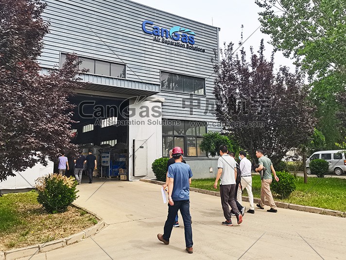 新疆客戶(hù)實(shí)地參觀考察中成航宇固安工廠